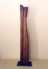 2002, Nussbaumholz